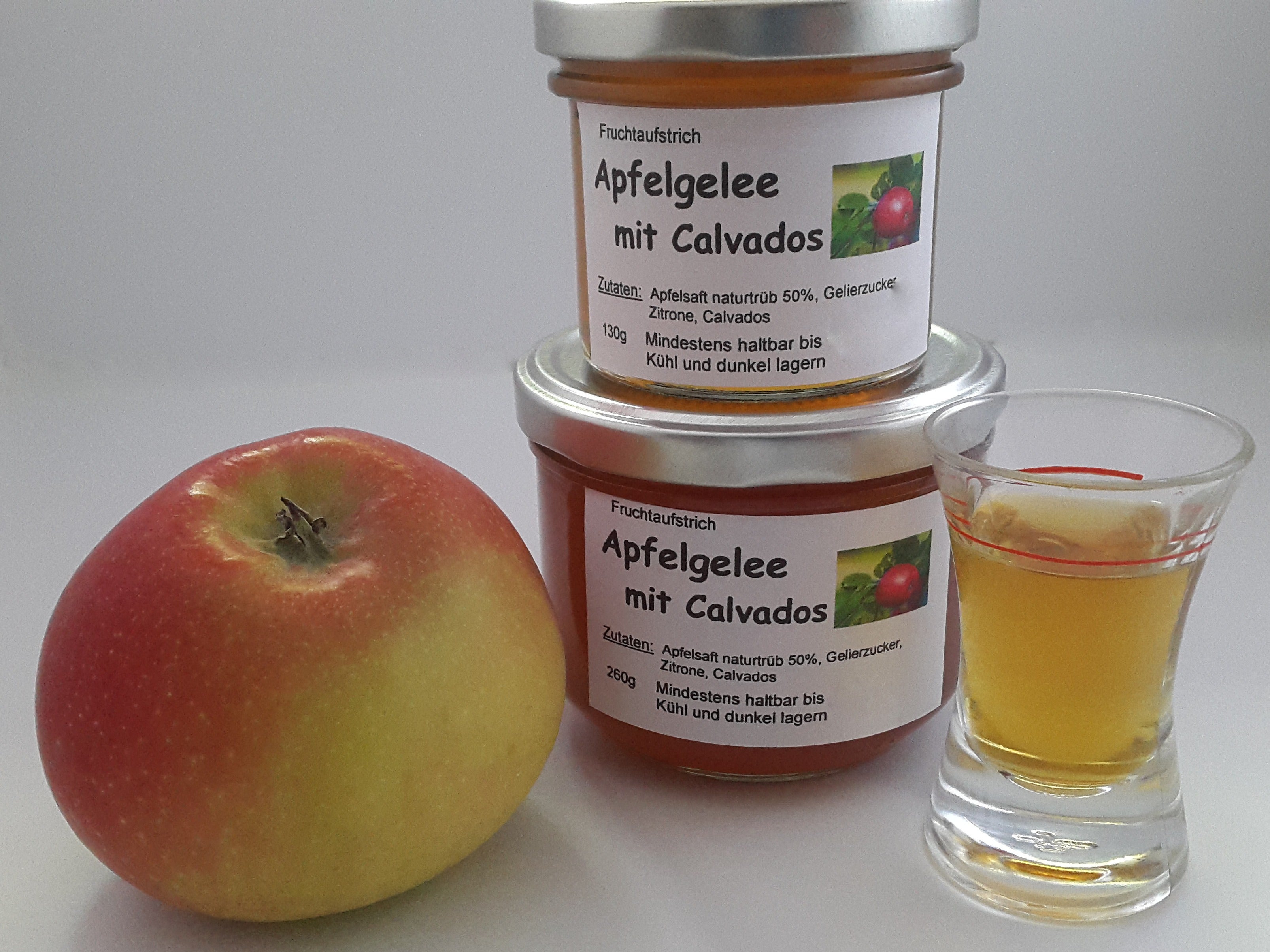Apfelgelee mit Calvados - Fruchtaufstriche - Shop | Früchtewerk Lydia