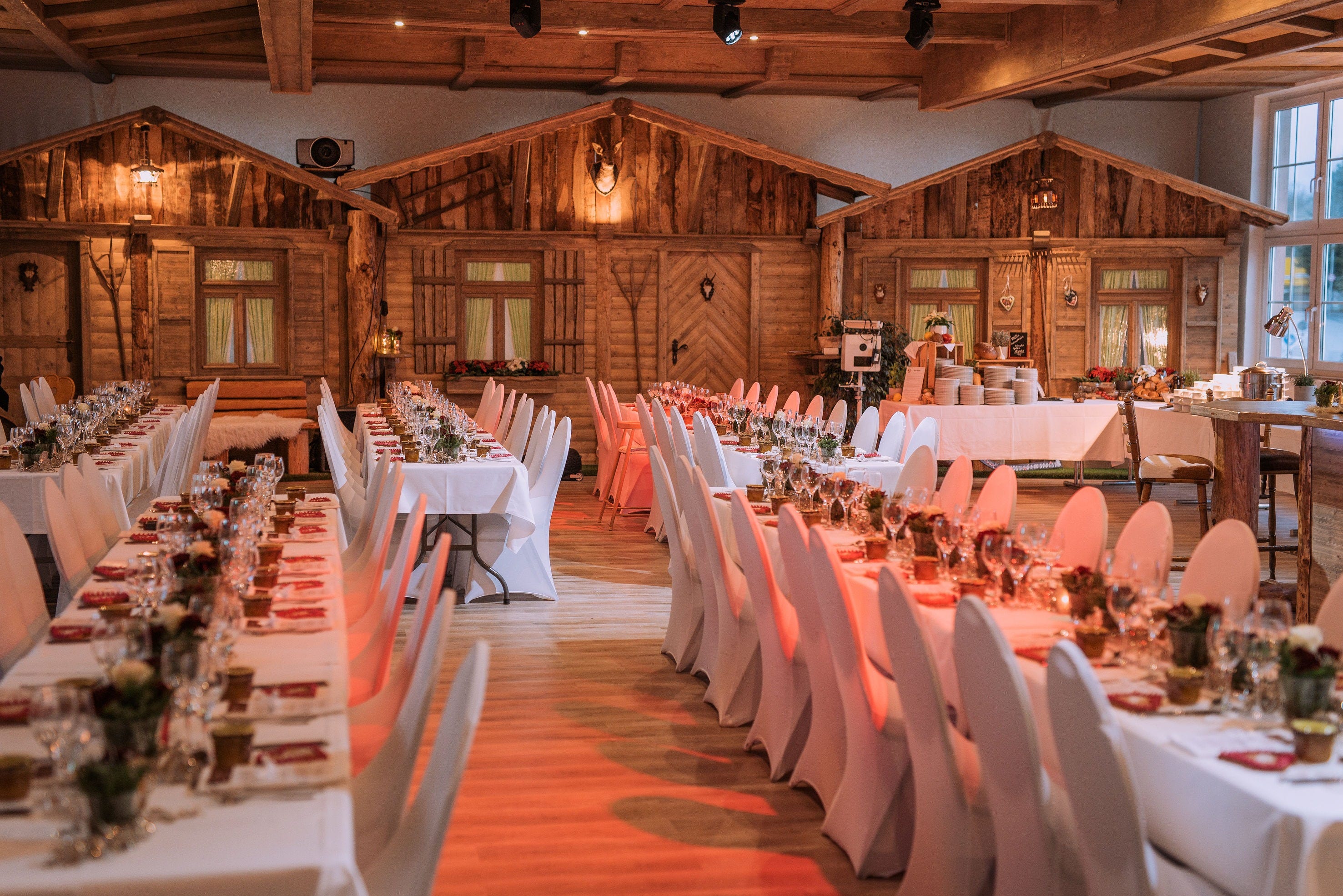 Eventlocation JeTis Hüttenalm Die Stuben Löwen Stube /Alte