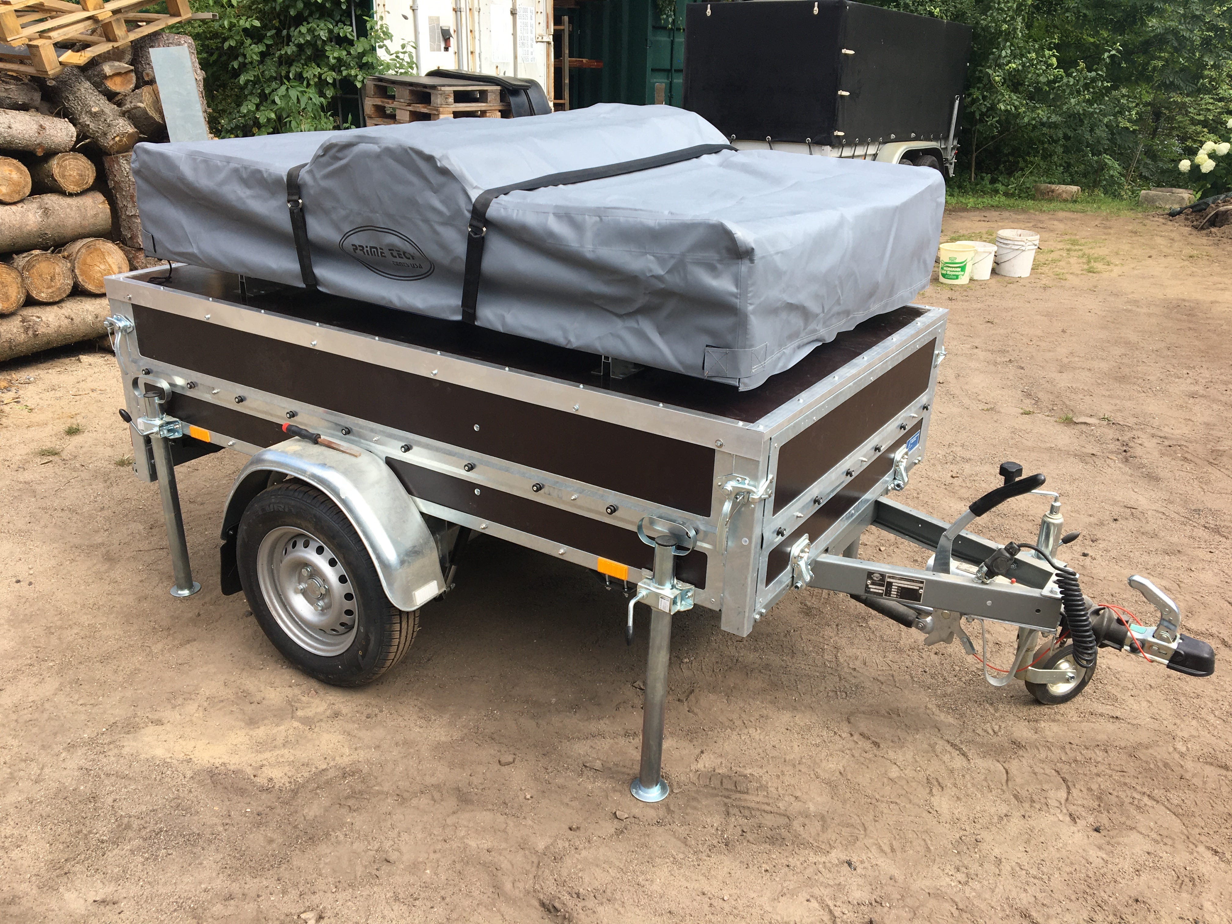 Anhänger mit Dachzelt Campinganhänger PureCampingBox
