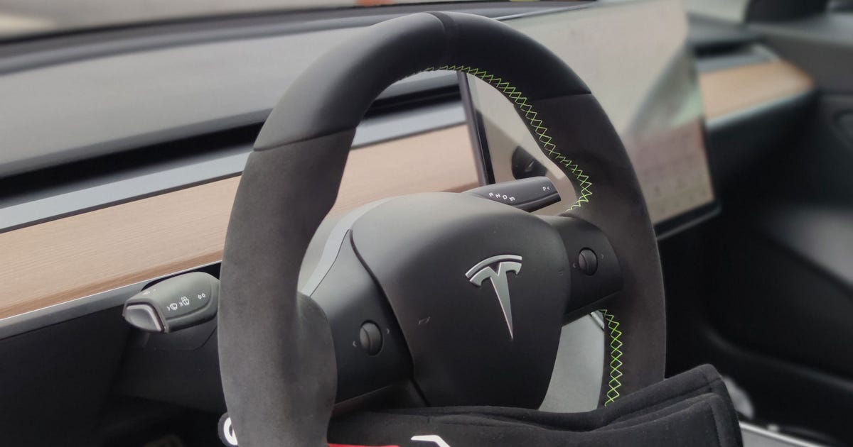 Tesla Model 3 Sportlenkrad - TESLA Interieur - Shop