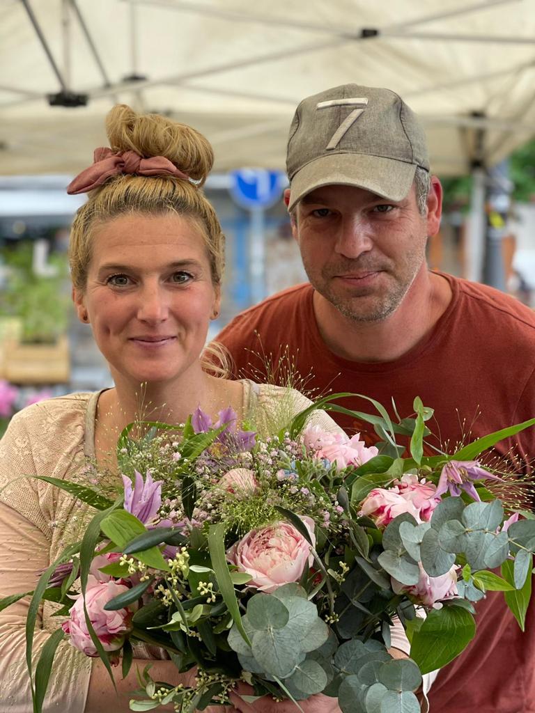 Willkommen bei Ihren Blumen online Tausendschön Store