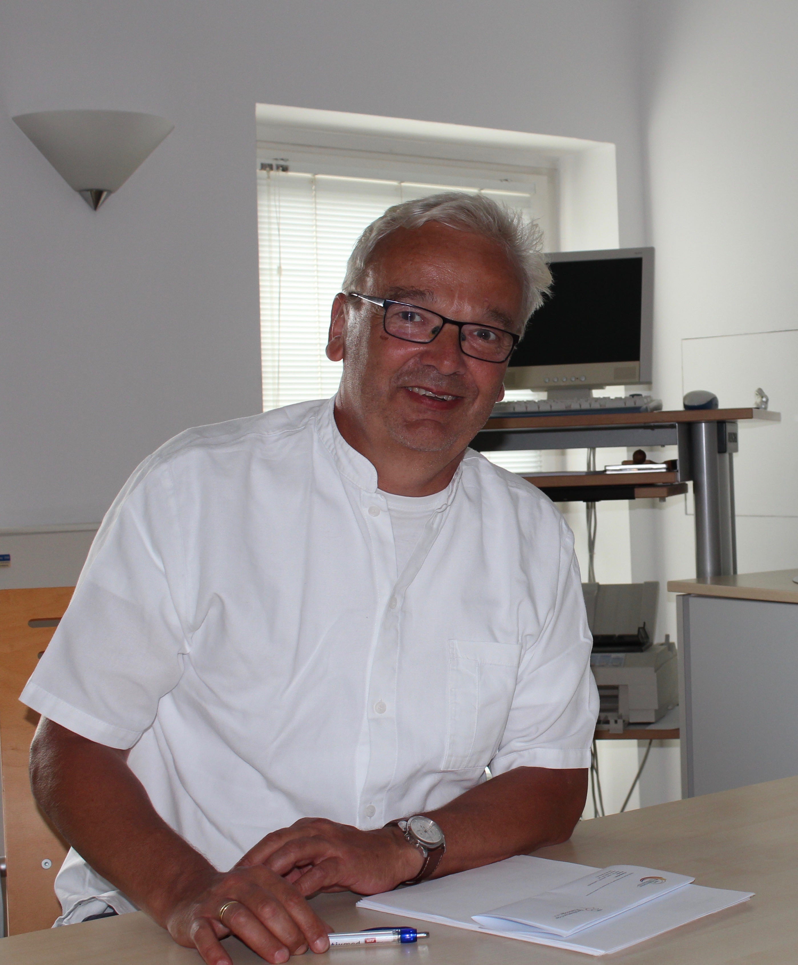 Herr Dr. Med. Jens Wachholz Home | Herr Dr. med. Jens W. Lambrecht