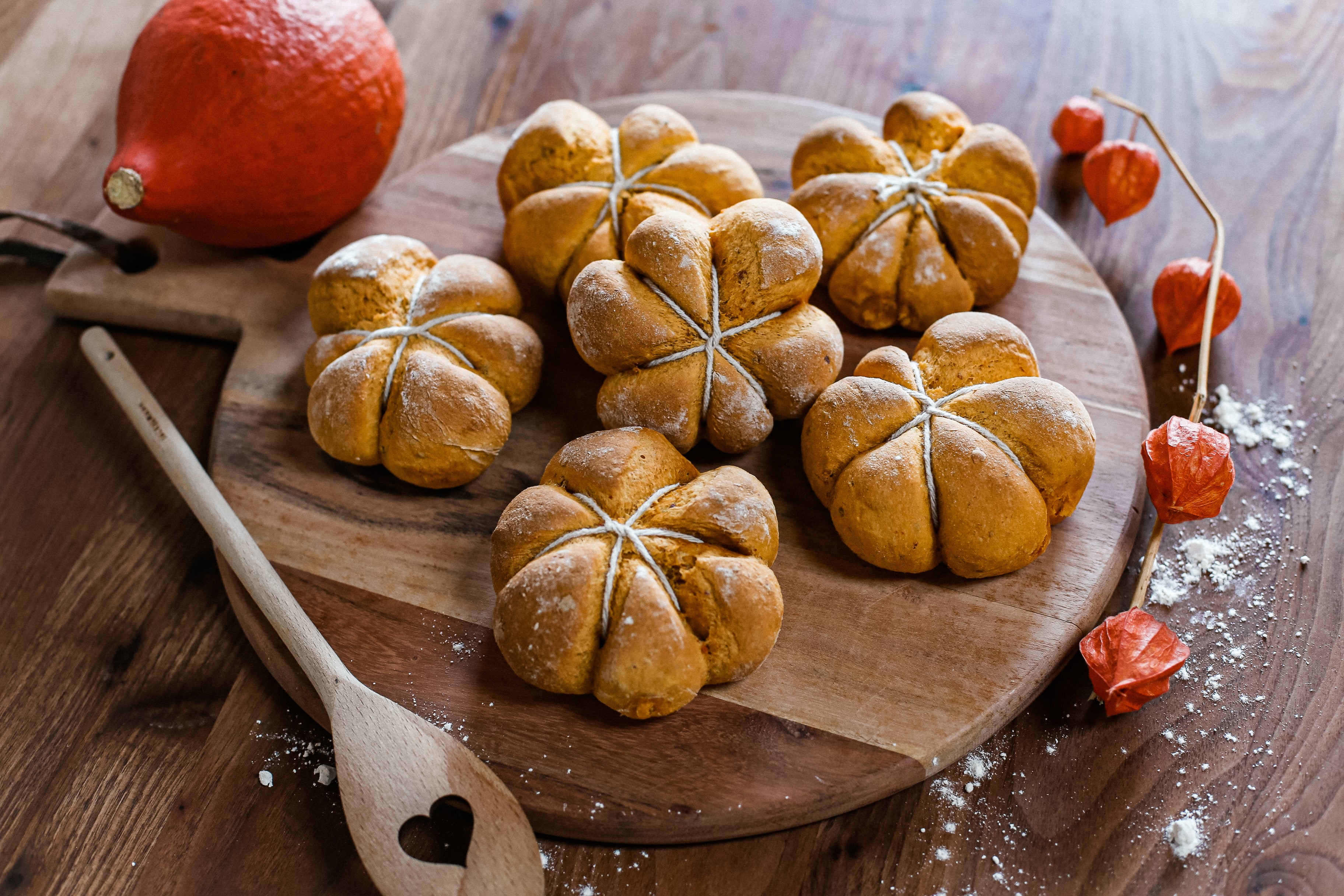 Kürbisbrötchen - Rezeptesammlung - Unser Blog | Moni‘s Kunst &amp; Dekostadl