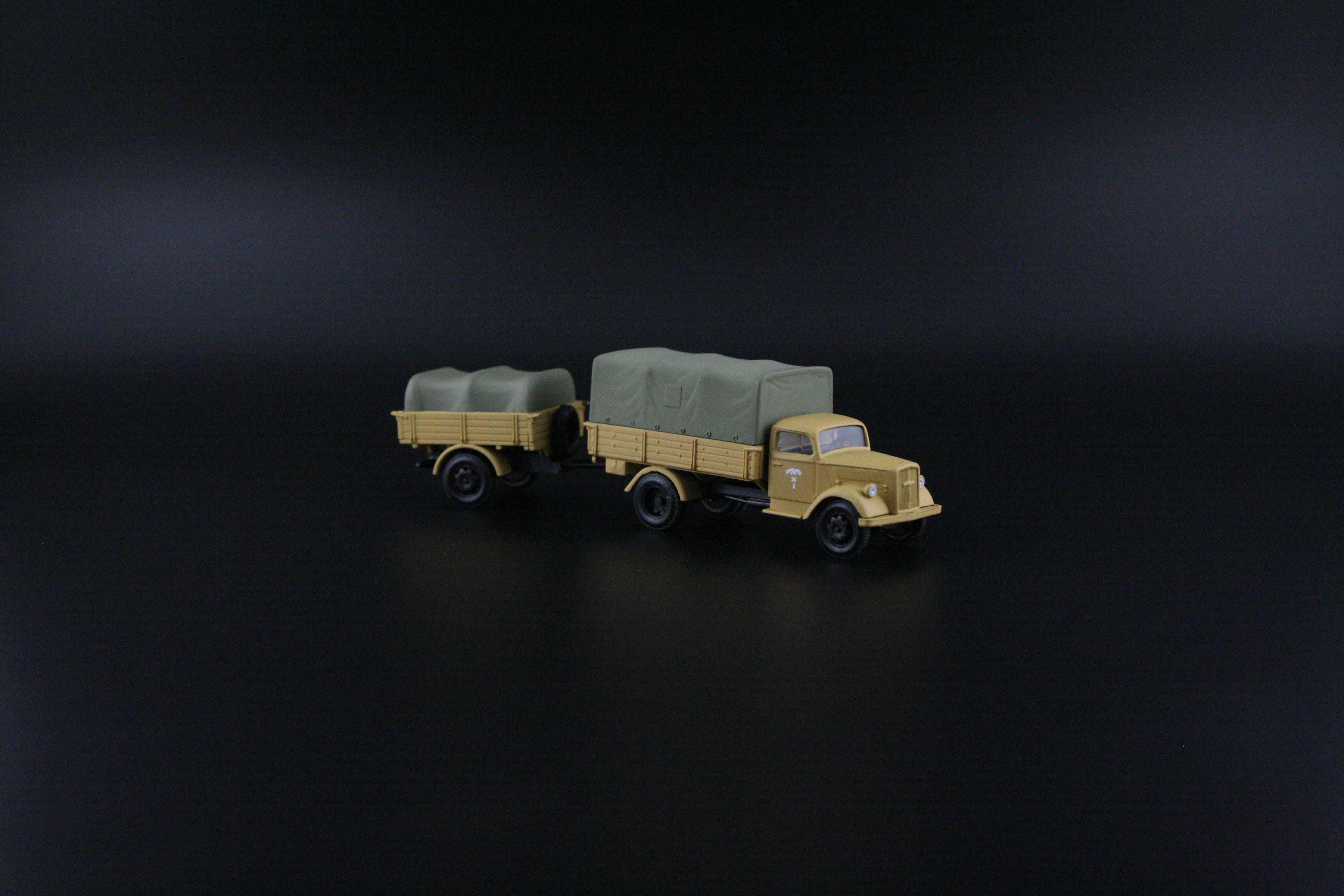 Herpa 745291 Opel Blitz Planen LKW mit Pritschenanhänger und Ladung