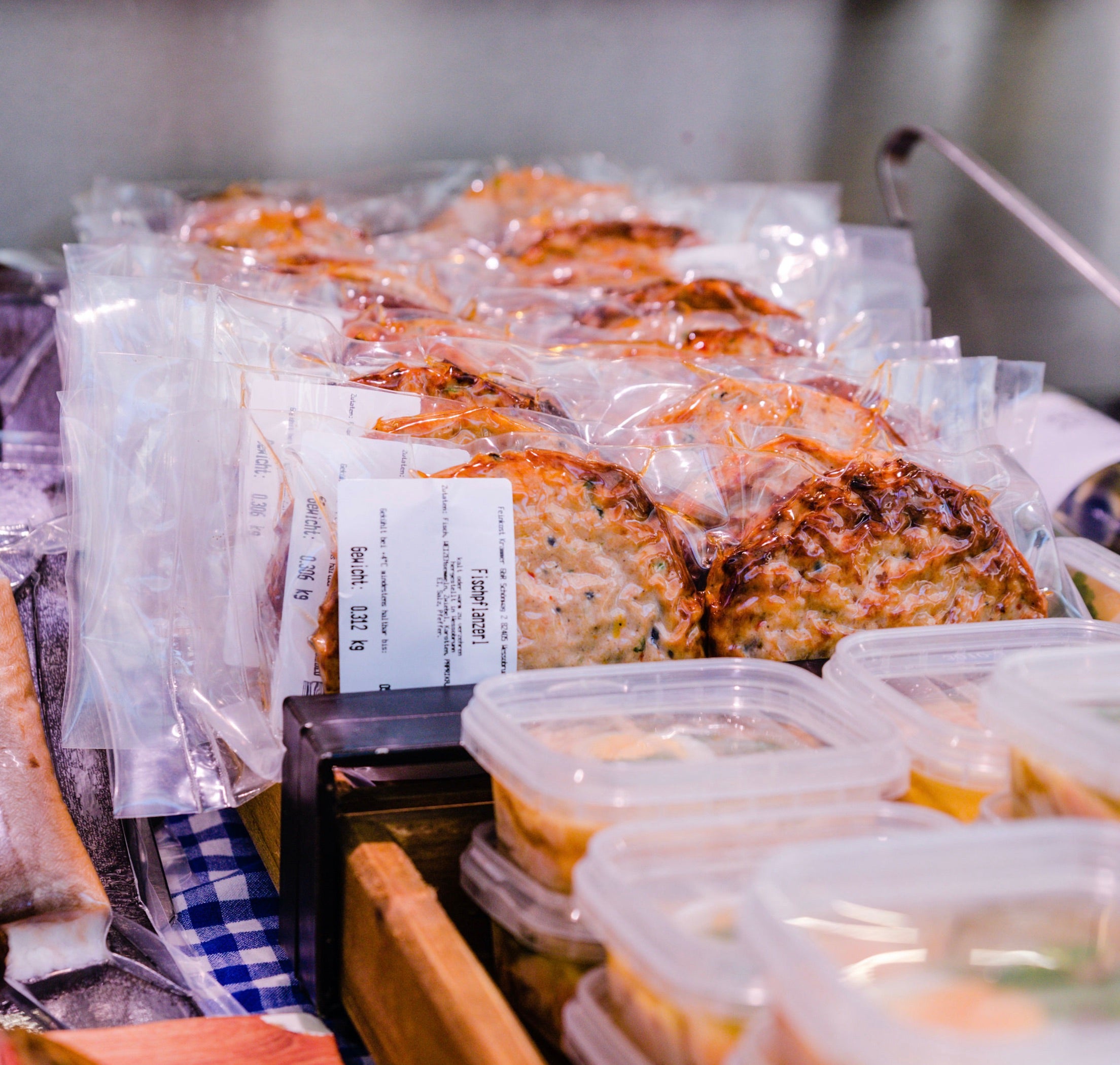 Fischpflanzerl.Saibling.Lachsforelle - FISCH-FERTIGGERICHTE - Online ...