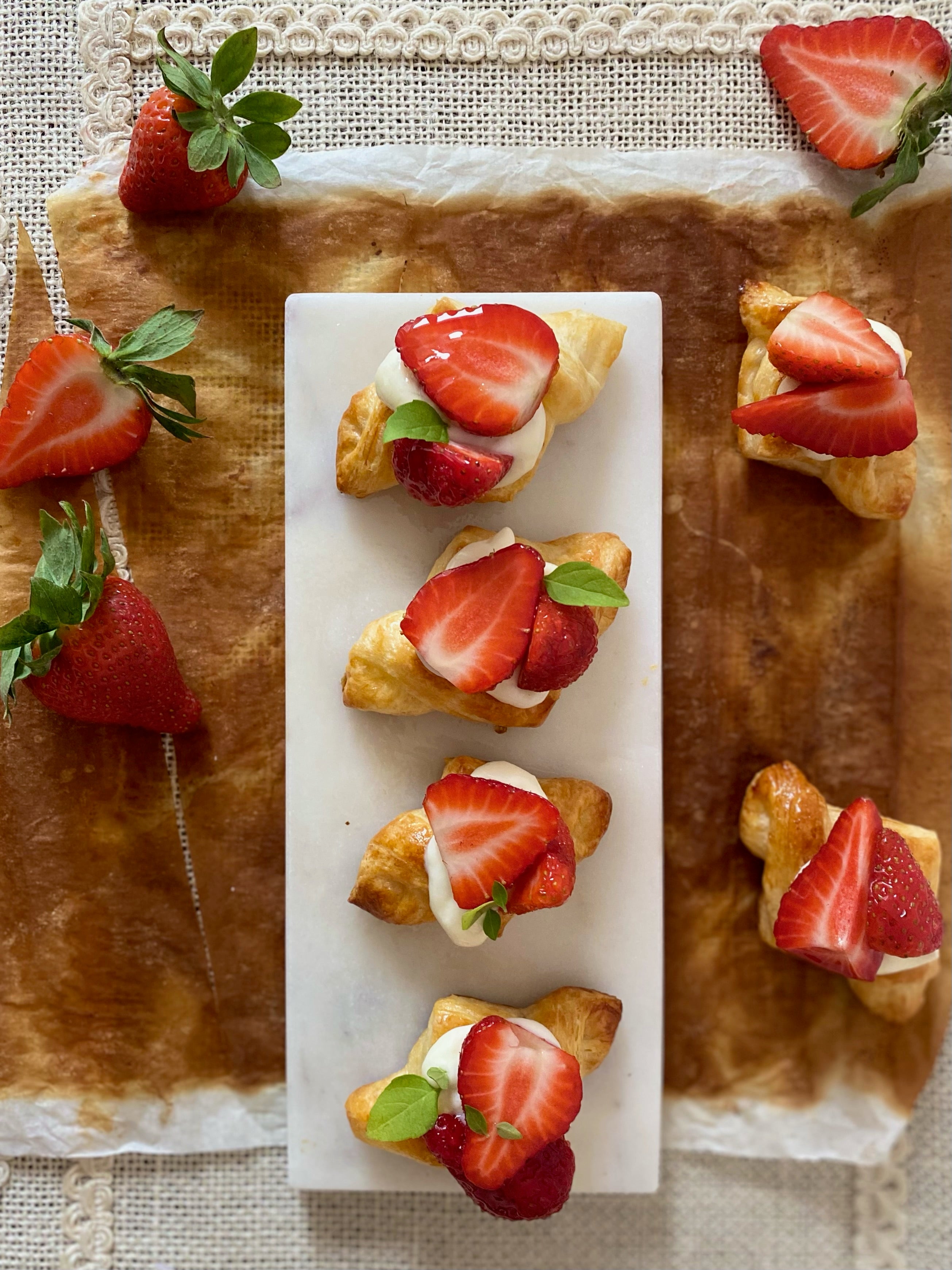 Plundergebäck mit Erdbeeren - P - Rezepte | Nascherei Graz