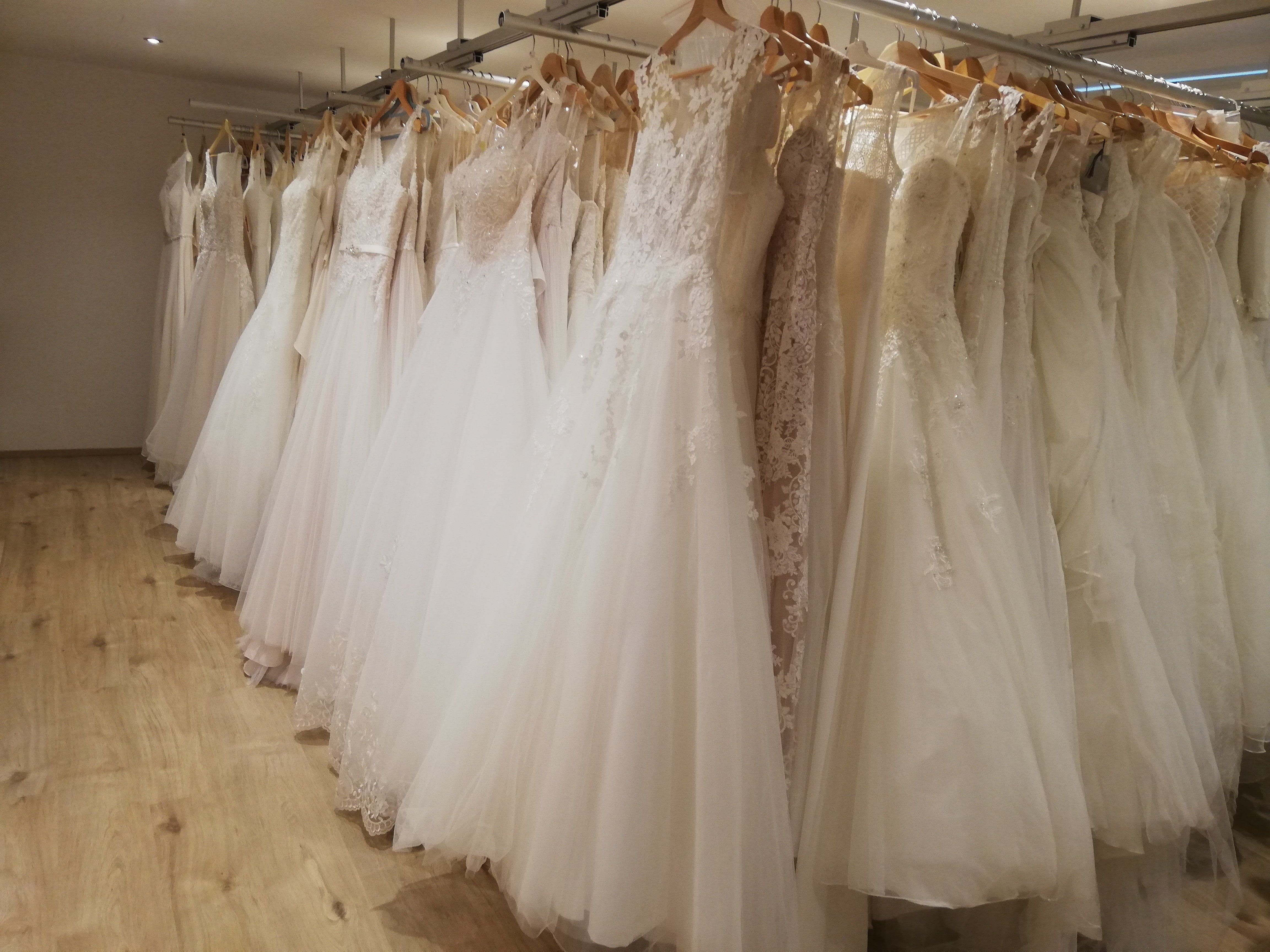 Home Secondhand Brautmodenstudio gebrauchte Brautkleider in